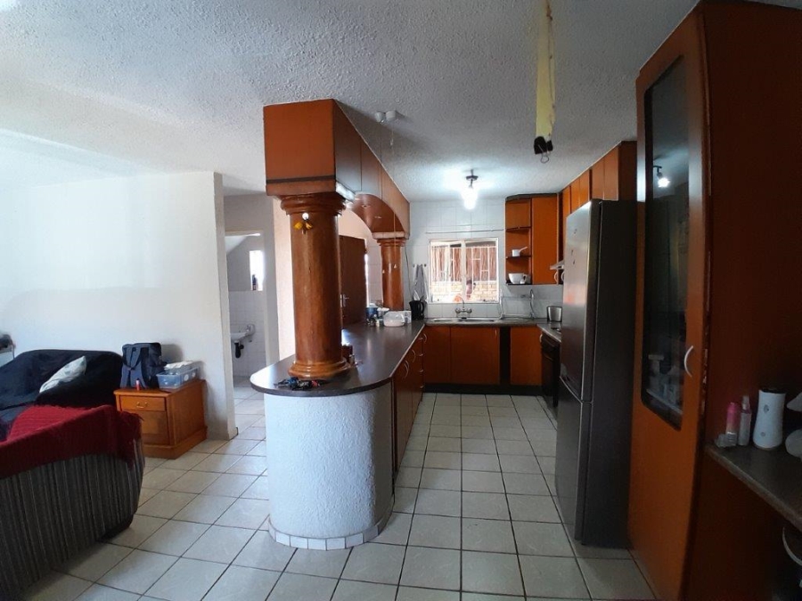 2 Bedroom Property for Sale in Rustenburg Central North West